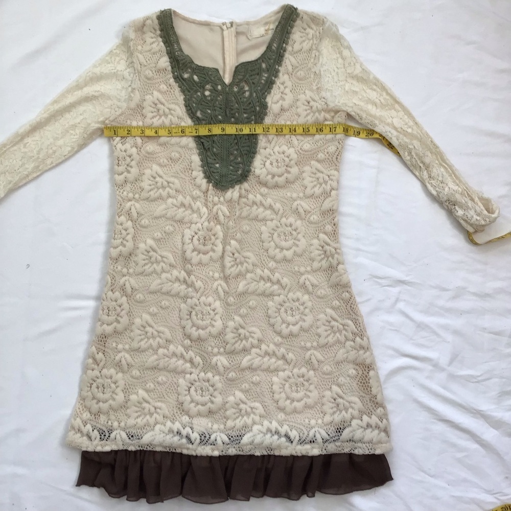 A'Reve Women Chic Sheer Cream Dolly/Olive Lace Detail Brown Ruffle Tier Dress M - Picture 7 of 11